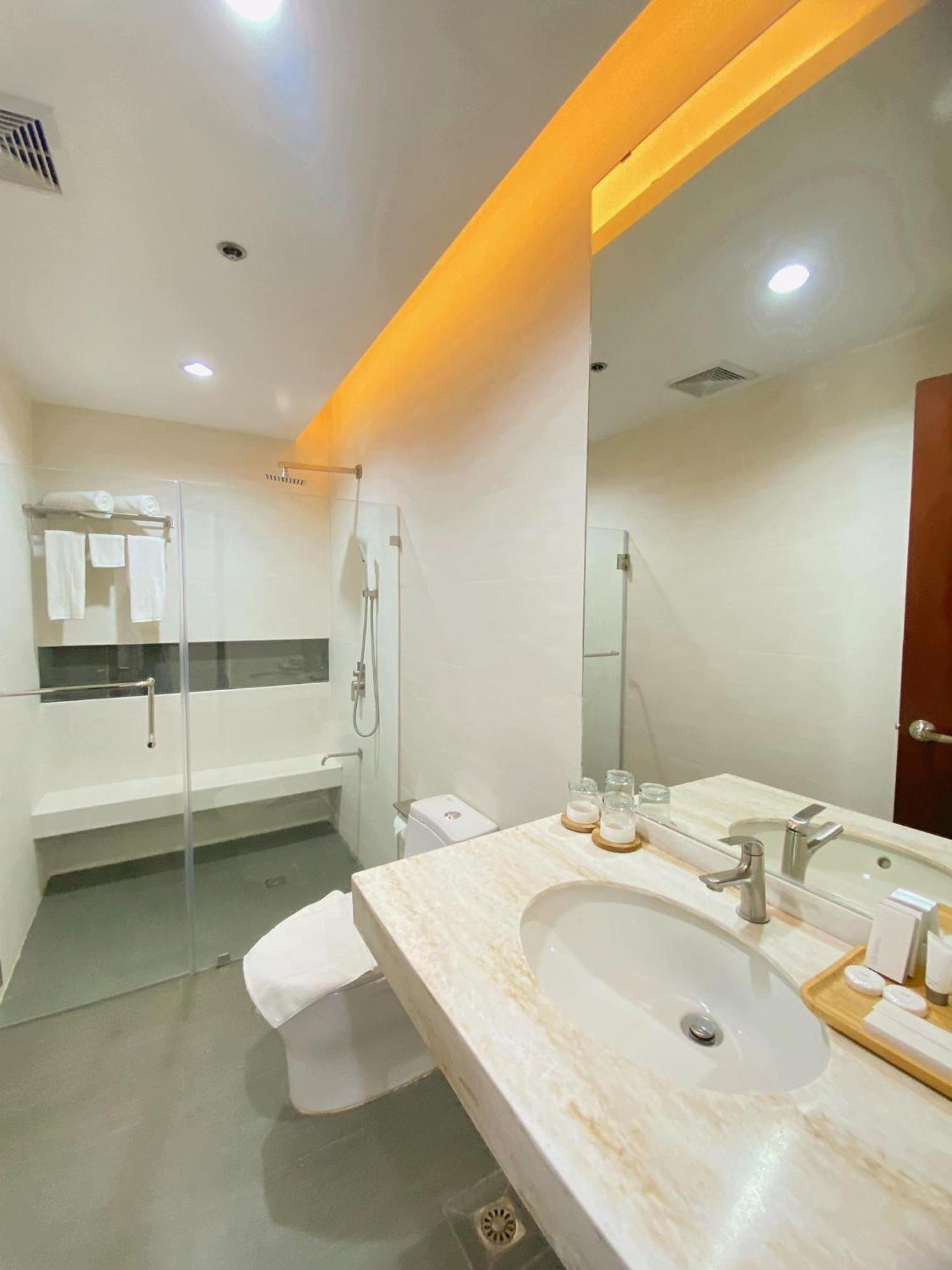 Jrp Vanyard Resort Hotel Калибо Екстериор снимка